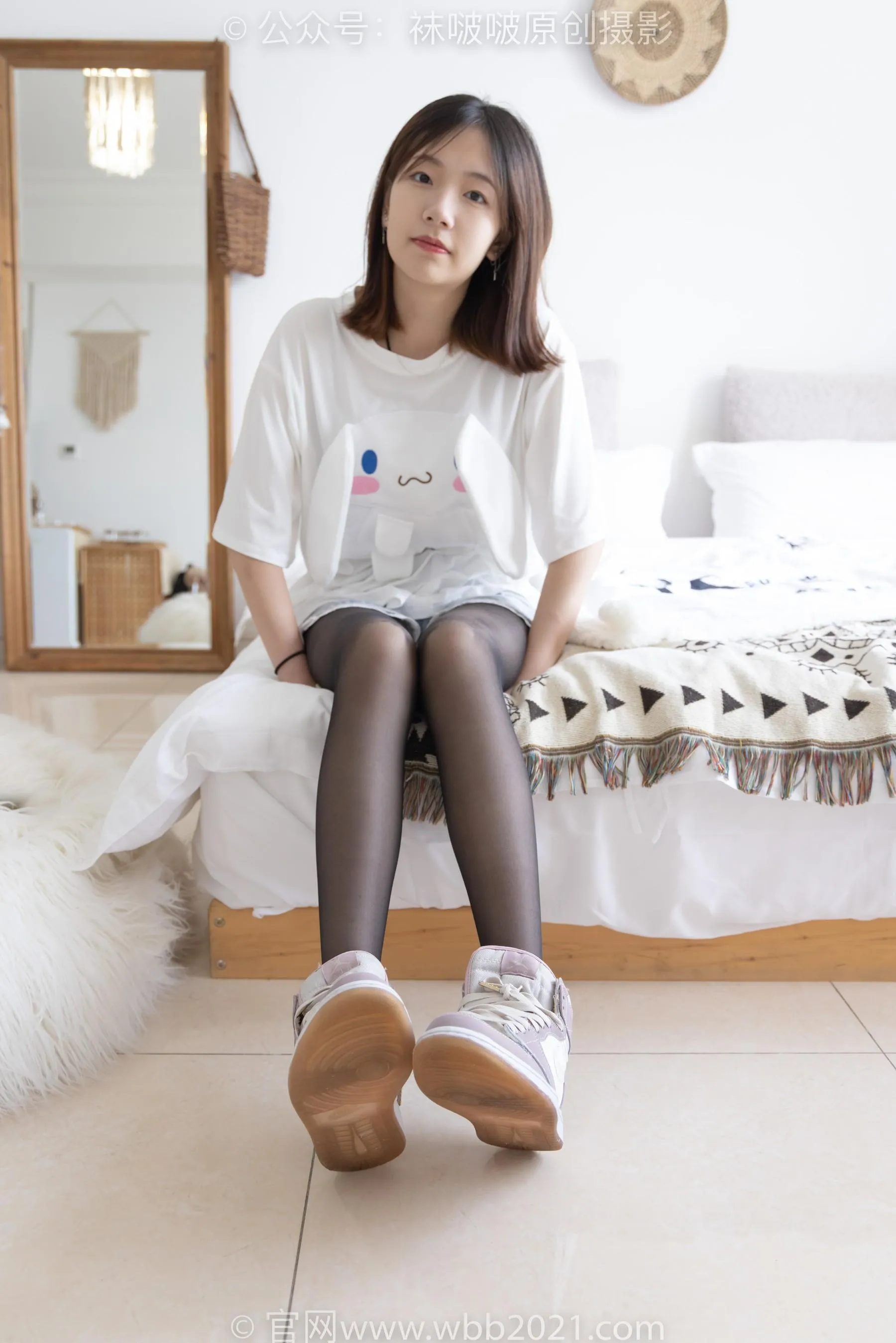 [BoBoSocks袜啵啵]NO.233 小甜豆-板鞋、黑丝 [89P]插图5